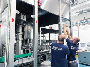 Rilocazione lampo di linea di imbottigliamento KRONES in una sola settimana: il progetto BBM per Acqua Smeraldina. Guarda il time-lapse